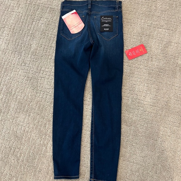 Hudson Barbara High-Rise Super Skinny Supermodel Jean - Picture 2 of 4